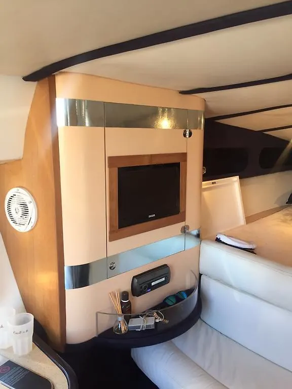 Lm House Boat Hotell Moniga del Garda